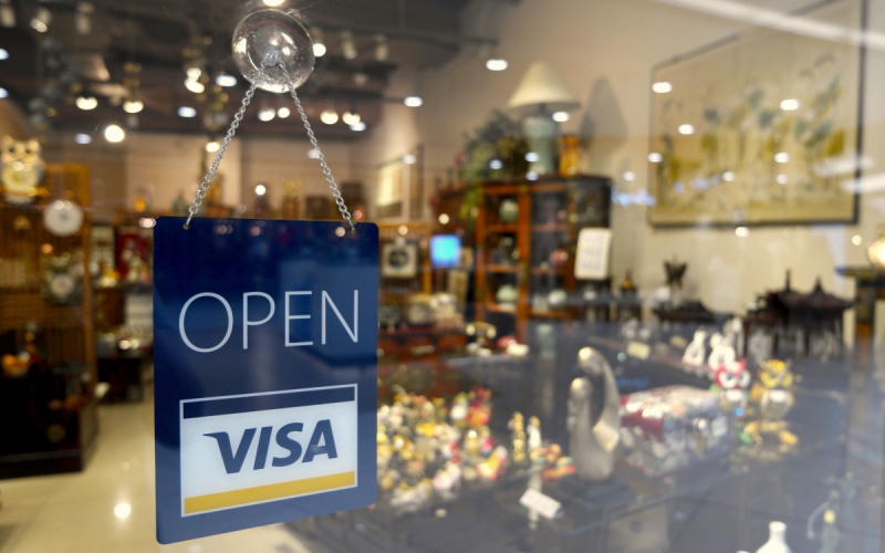 vente-CANNES-min_open_sign_visa_sign_open_store_sign_visa_credit_card_business-810443